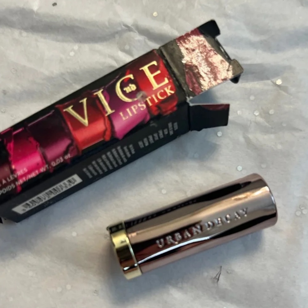 Urban Decay Vice Lipstick manic 💄 Brand new in box